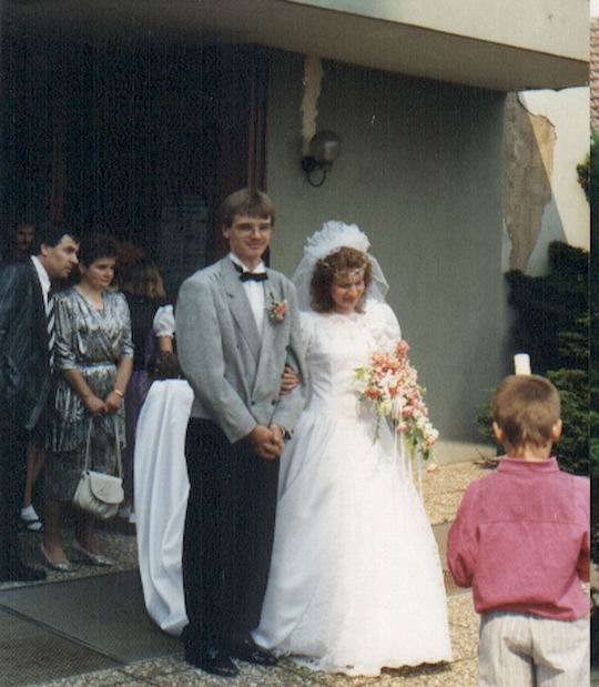 http://www.fordpflanzen.de/bilder/rolf/1991-KellAmSee/hochzeit-peter-moni.jpg