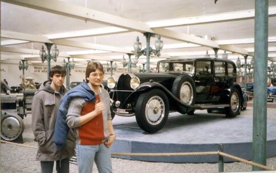 http://www.fordpflanzen.de/bilder/rolf/Ford-einzelbilder/1986/abw-seite01-museum.jpg