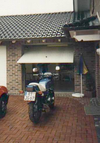 http://www.fordpflanzen.de/bilder/rolf/Ford-einzelbilder/2000-Neuheilenbach/moped-rolf.JPG